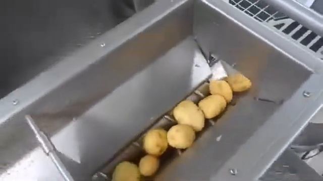 Линия промышленного производства картофельных чипсов от 300 кг/ч. Оборудование Bigtem под ключ. смотреть онлайн