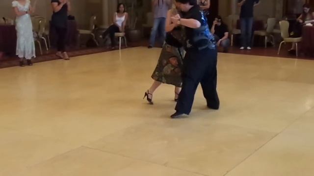 Alejandra Mantiñan & Aoniken Quiroga "Milonga Criolla" смотреть онлайн