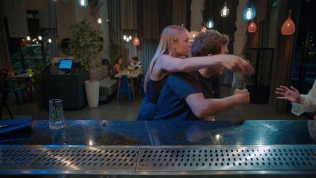 4.Bölüm: Sarhoşluğum Pistir I Aynen Aynen смотреть онлайн