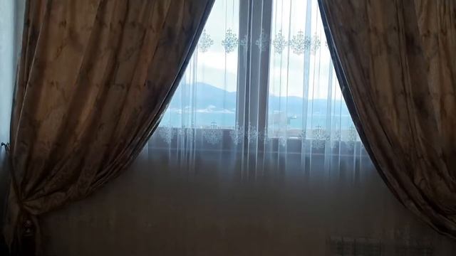Трёхкомнатная квартира в Новороссийске с восхитительным видом на море!  #квартирасвидомнаморе