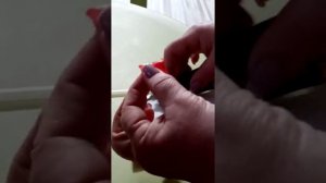 ремонт игрушачной машинки скорой помощи чиним