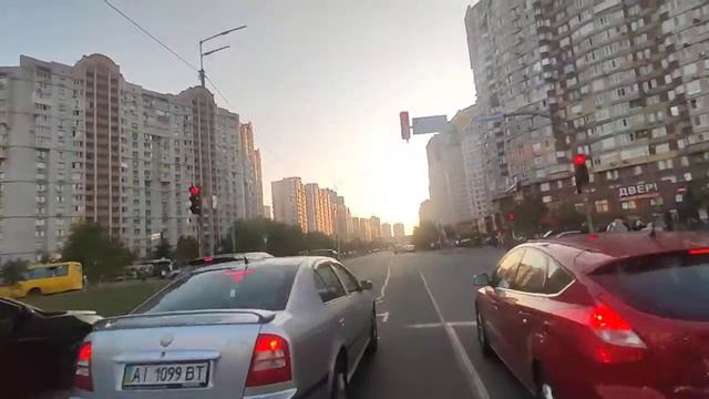 Как не стоит ездить на моноколесе смотреть онлайн