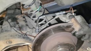 Изготовление и замена задних тормозных трубок Рено Меган Сценик II 2009 г.в.