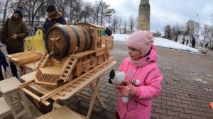 АнтиДиван - Коммунисты и Кострома. Оставшиеся достопримечательности и терем Снегурочки.