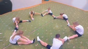 "Игровой стретчинг для дошколят"