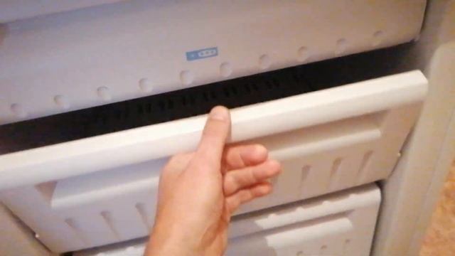 Холодильник Индезит, классика жанра, простой и надёжный! смотреть онлайн