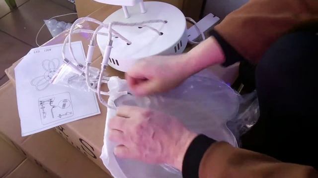 СБОРКА И ПОДКЛЮЧЕНИЕ СВЕТОДИОДНОЙ ЛЮСТРЫ СВОИМИ РУКАМИ смотреть онлайн