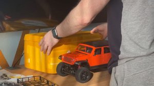 RC модель MN128 распаковка