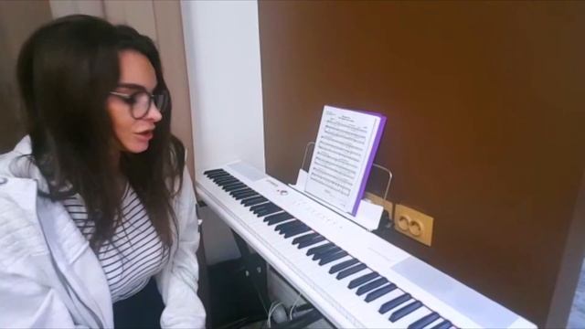 Отзыв о Sound Dealer / Оксана / пианино Artesia Performer смотреть онлайн