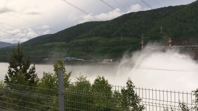 №213 ВОДОСБРОС НА КРАСНОЯРСКОЙ ГЭС 2 смотреть онлайн