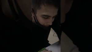 СТРЕЛЬНУЛ ПНЕВМАТОМ В ПАЛЕЦ / ДОСТАЕМ ПУЛЮ В ДОМАШНИХ УСЛОВИЯХ / КАК ДОСТАТЬ ПУЛЮ БЕЗ БОЛЬНИЦЫ