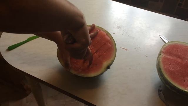 Купил нож для арбуза смотреть онлайн