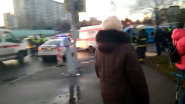 Последствия серьезной аварии на юго-западе Москвы смотреть онлайн