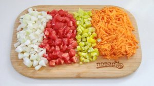 Летний овощной рулет из кабачка