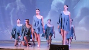 Колыбельная страны птиц. Флэш и Пломбир. "Танец для мамы".  Таганрог. 25.11.2023