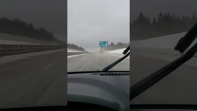 Бетономешалка на скорости 120 км/ч ... +18 смотреть онлайн