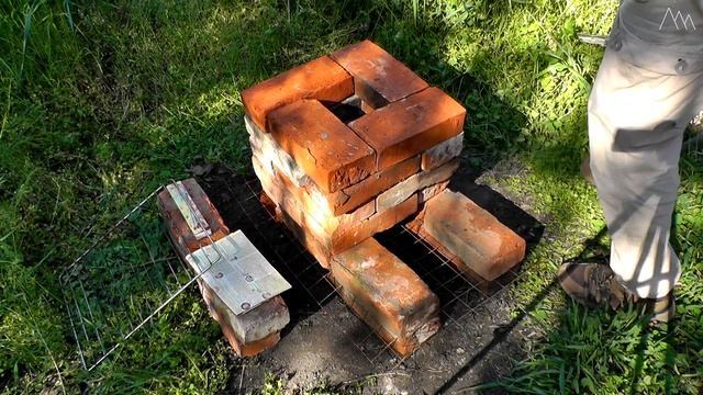 ПЕЧЬ ВЫЖИВАЛЬЩИКА - простая печь из кирпича без раствора. Реактивная или ракетная печь, обед на печ