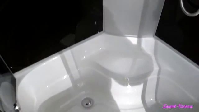 Душевая кабина River Desna с тонированными стеклами и с высоким поддоном santeh-victoria.ru смотреть онлайн