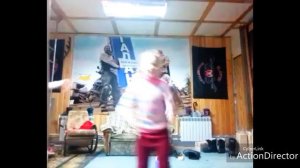 Пою песню (я уже совсем большая)