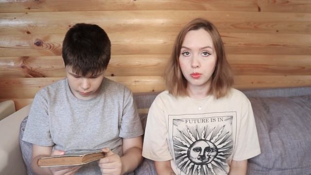 ЗАБРОШЕННЫЙ ДОМ ВЕДЬМЫ. НАМ ПРИШЛОСЬ УБЕГАТЬ ОТТУДА! Показываем вещи которые там нашли