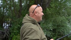 Leon Bartropp's Biscuit Bonanza- Carp Fishing Challenge! Episode.1- Manor Farm Lakes ??