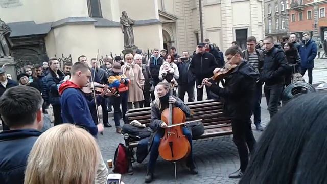 01.04.2015 Уличные музыканты Львова № 1 смотреть онлайн