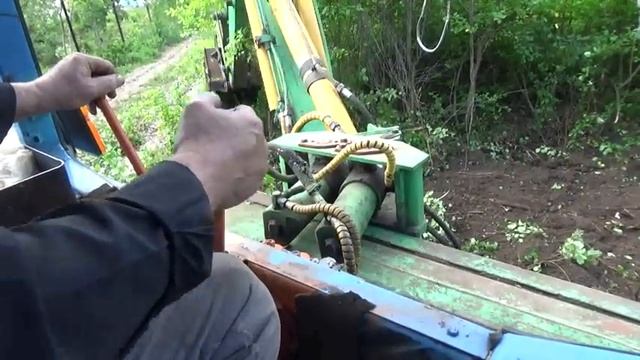 Корчую дачу и опять поломка.