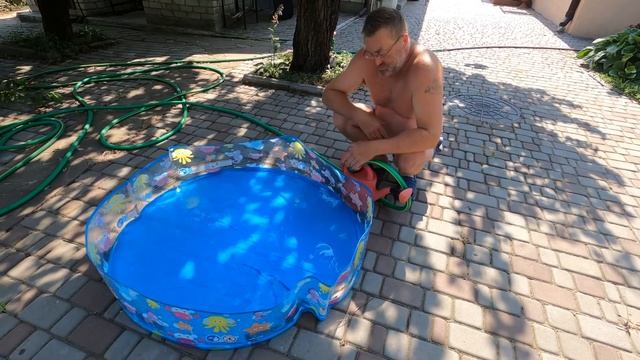 Рыбалка удалась. Бассейн для собаки, любимка  Джек Рассел  #жизньвдеревне  #семейныйблог