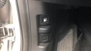 HONDA FIT - HOW TO OPEN GAS CAP