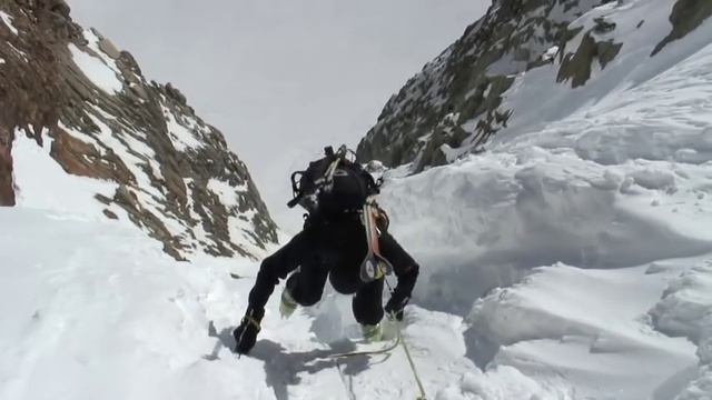 Haute Route 2009 Chamonix - Zermatt - 1er jour смотреть онлайн