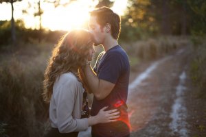 Не уезжай, исп. В.Сподарев, группа "Фаэтон", комп., руководитель группы В.Сподарев, стихи И.Головко