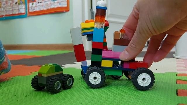 Автомобилестроение из деталей LEGO