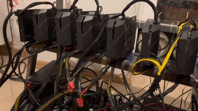 Будни майнера. Прогорают провода на ферме. смотреть онлайн