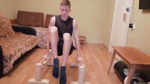 Топ 13 лучших упражнений на паралетсах