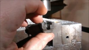 Reciproating saw blade holder fix