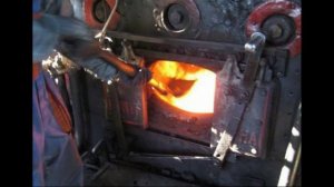 Т.Л. Кочевник. Наши песни. А искры вылетают из топки паровоза...