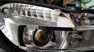 Opel Insignia установка бидиодных линз. Кто скажет, что их там не было.