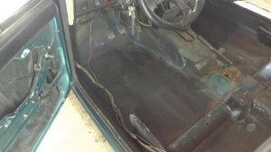 Покраска ВАЗ 2106 ( от голого метала к краске)