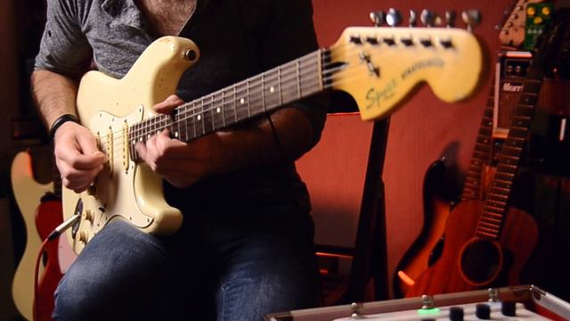 My Number One Guitar | Squier Vintage Modified Stratocaster смотреть онлайн