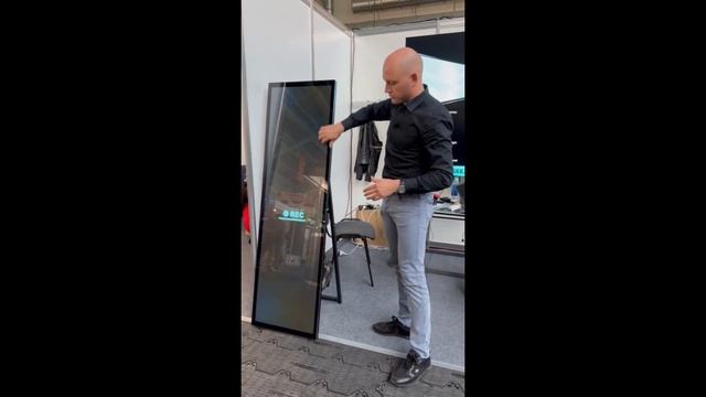 Новинка на Белорусском рынке - Видеообзор на напольные рекламные экраны смотреть онлайн