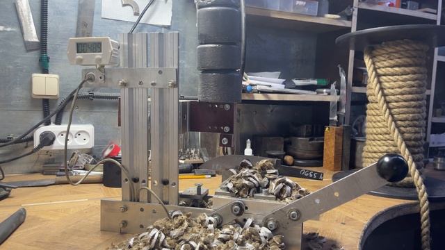 Тестируем «сталь № 1» S390. Сравнение с нашей Х12МФ. смотреть онлайн