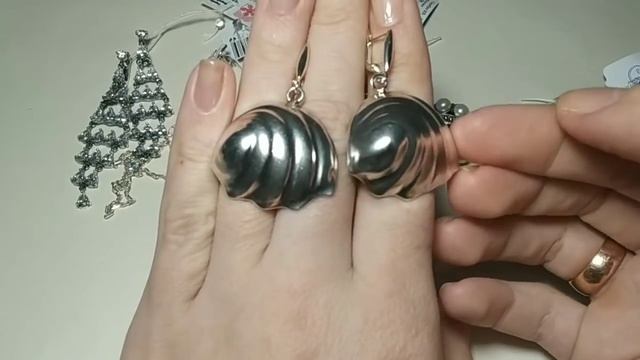 Серебряные украшения в продаже смотреть онлайн