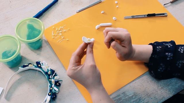 Весенний ОБОДОК из пластилина для волос смотреть онлайн