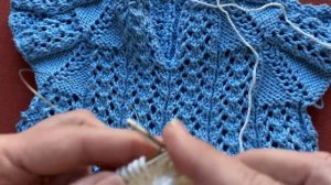 Летнее ажурное платье для девочки 3-4х лет регланом сверху (ч.3)/Knitting dress for a girl