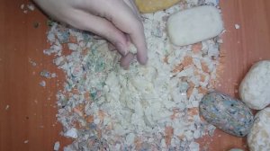 резка сухого мыла, обмылки-залипушки асмр.cutting dry soap, remnants-sticky ASMR.
