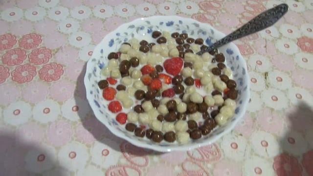 Разучиваю танго. Наполняем бассейн водой. смотреть онлайн