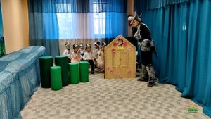 Весенний утренник "Волк и 7 козлят" в детском саду "Маленькая страна" в Одинцово в марте 2022 года