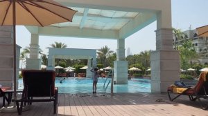 ОТЕЛЬ-ДВОРЕЦ - Jumeirah Zabeel Saray - пляж, территория, бассейн