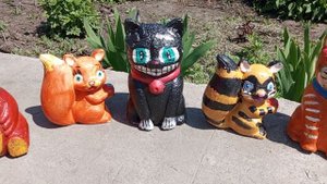 Садовые гномики и др. готовы.Садовые фигурки из гипса своими руками.