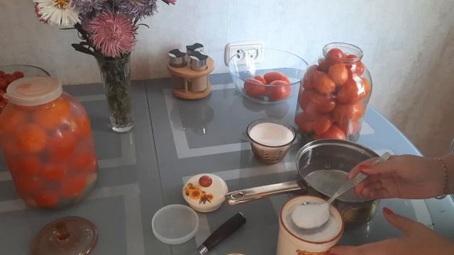 ХОЛОДНЫЙ посол помидор БЕЗ УКСУСА! Очень вкусные! смотреть онлайн